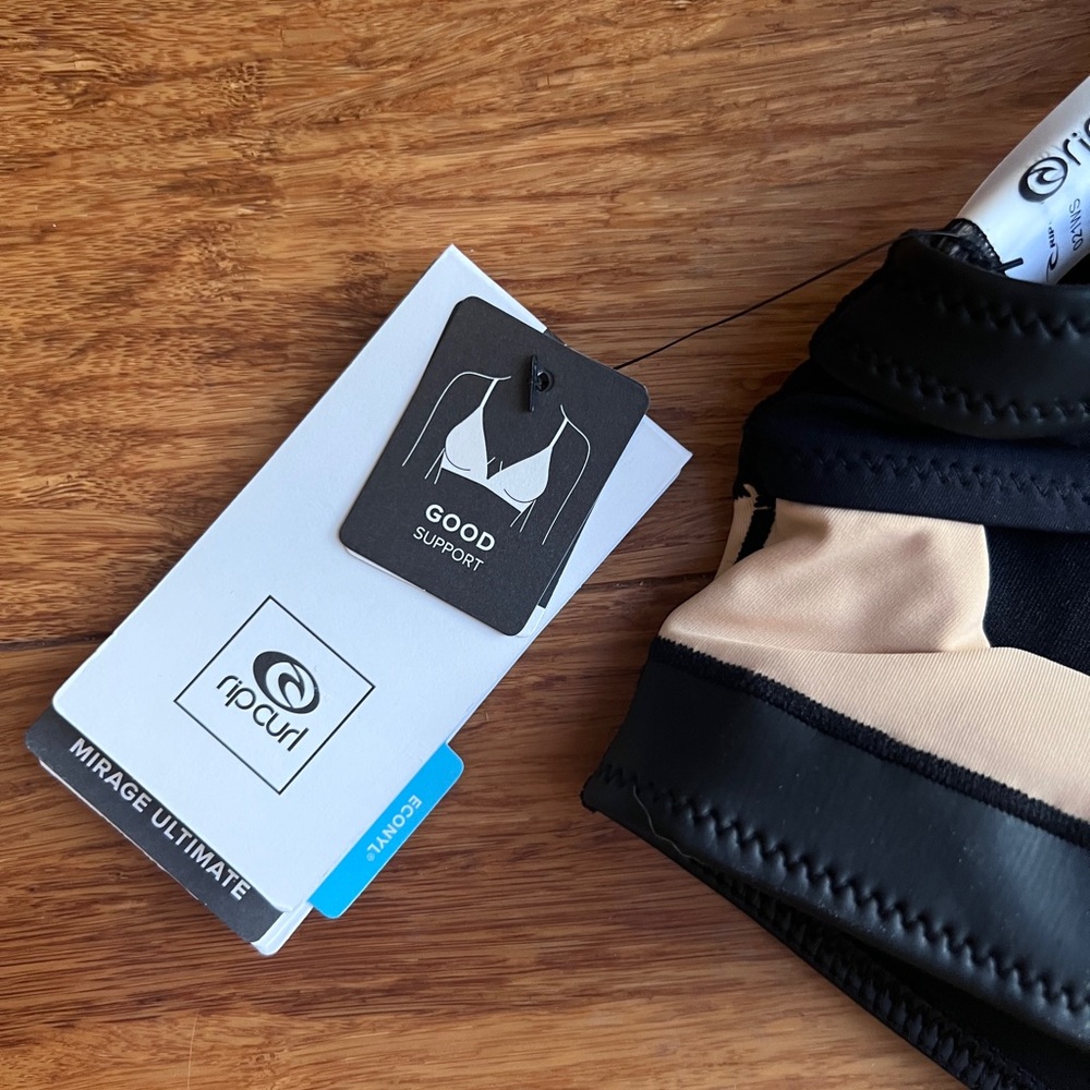 NWT BLACK Rip Curl two piece surfer swimsuit.